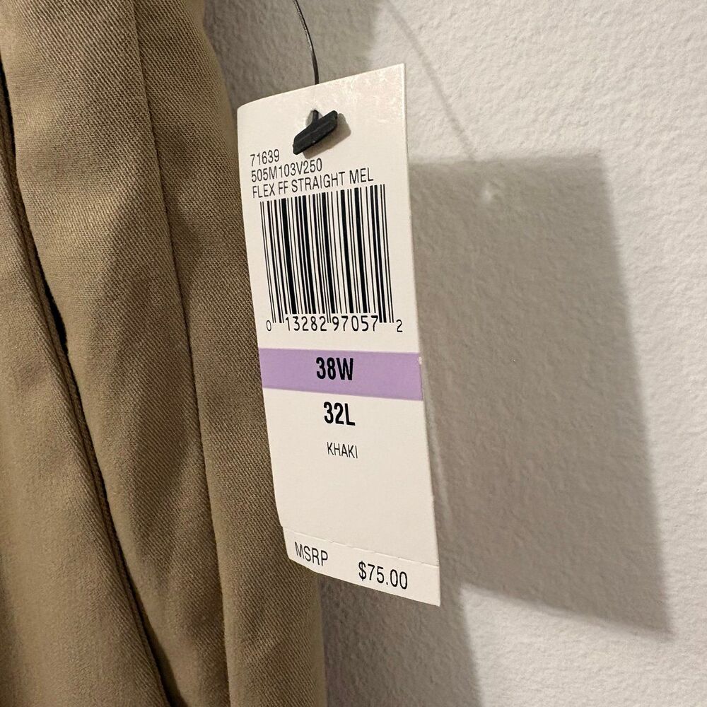 NWT Van Heusen Straight Fit Flex Premium Non- Iron Khaki Dress Pants 38x32 - Picture 2 of 5